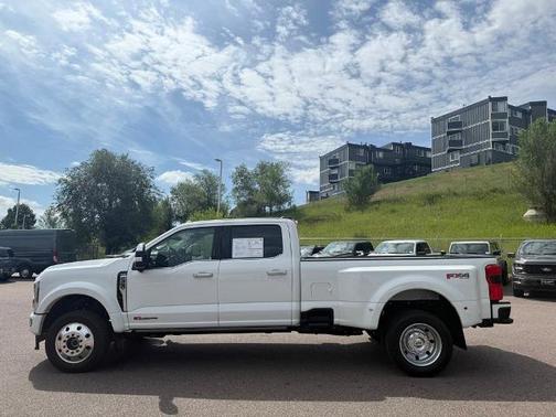 2024 Ford F-450 LIMITED
