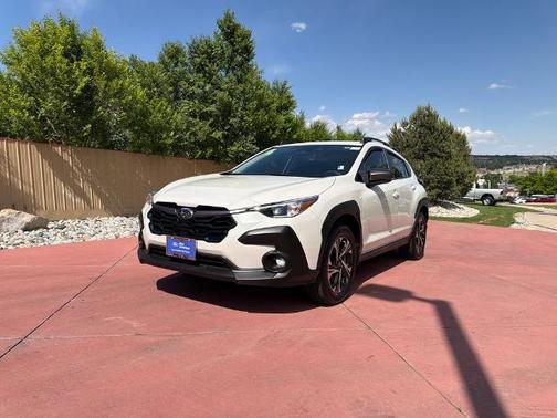 Crystal White Pearl 2024 Subaru Crosstrek PREMIUM