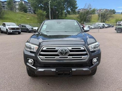 2019 Toyota Tacoma LIMITED