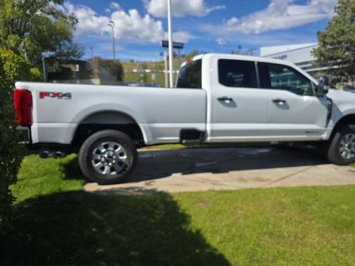 2024 Ford F-350 XLT