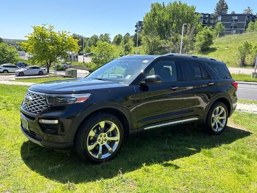 AGATE BLACK METALLIC 2020 Ford Explorer PLATINUM