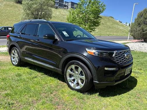 AGATE BLACK METALLIC 2020 Ford Explorer PLATINUM