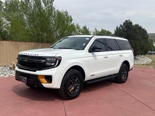 STAR WHITE MET TRI-COAT 2026 Ford Expedition TREMOR