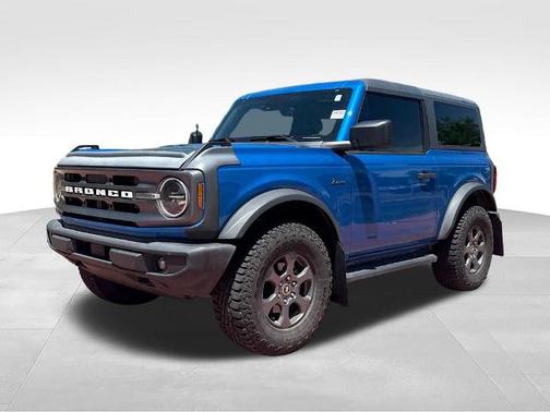 VELOCITY BLUE METALLIC 2022 Ford Bronco BIG BEND