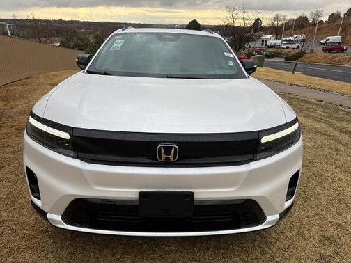 White 2024 Honda Prologue ELITE