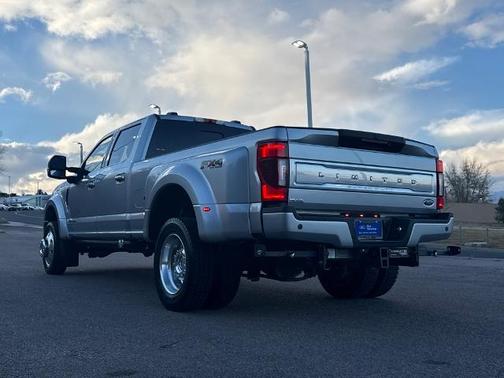 2022 Ford F-450 LIMITED