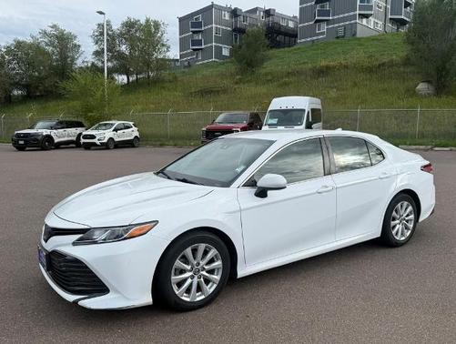 2019 Toyota Camry LE