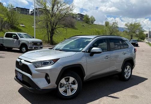 2020 Toyota RAV4 XLE