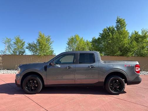CARBONIZED GREY METALLIC 2022 Ford Maverick LARIAT