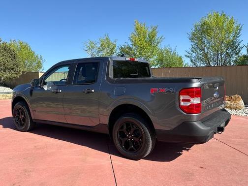 CARBONIZED GREY METALLIC 2022 Ford Maverick LARIAT