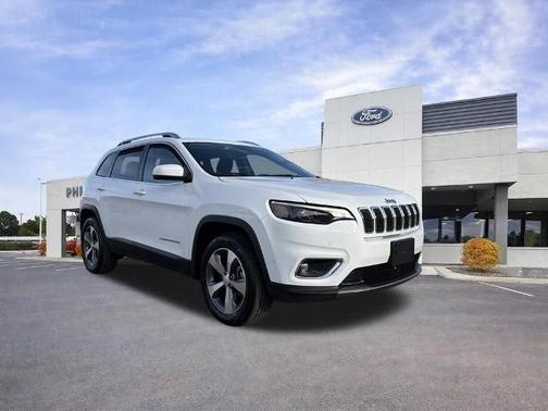 Bright White Clearcoat 2021 Jeep Cherokee LIMITED