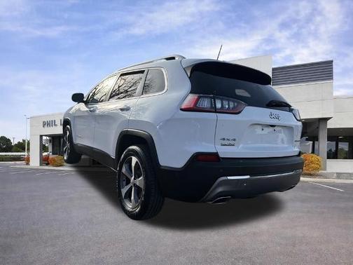 Bright White Clearcoat 2021 Jeep Cherokee LIMITED