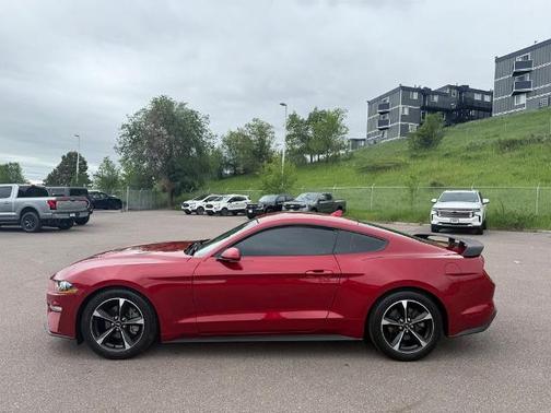 2021 Ford Mustang ECOBOOST