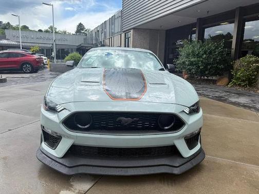 2022 Ford Mustang MACH 1