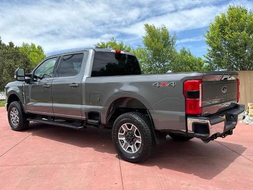 CARBONIZED GREY 2025 Ford F-350 LARIAT SUPER DUTY