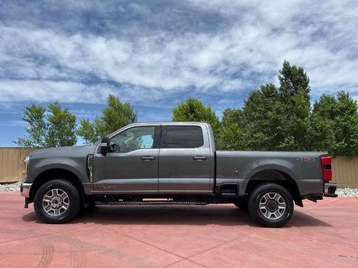 CARBONIZED GREY 2025 Ford F-350 LARIAT SUPER DUTY