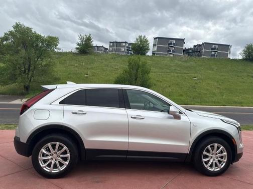 2022 Cadillac XT4 LUXURY