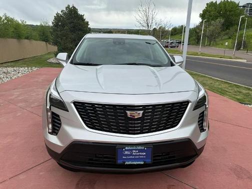 2022 Cadillac XT4 LUXURY