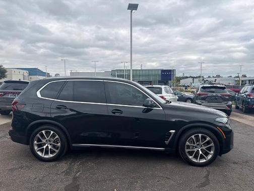 2025 BMW X5 XDRIVE50E