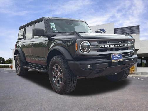 SHADOW BLACK 2024 Ford Bronco BIG BEND