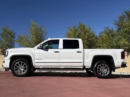 2017 GMC Sierra 1500 DENALI