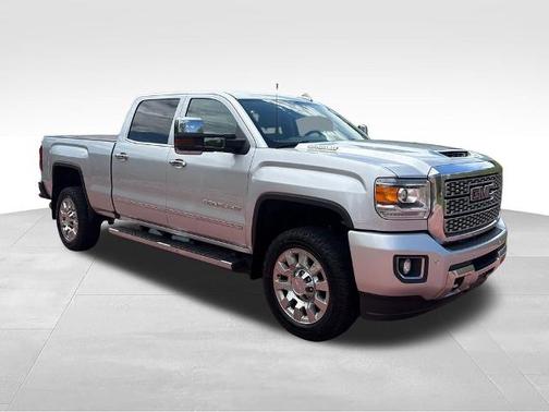 Quicksilver Metallic 2019 GMC Sierra 1500 DENALI