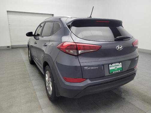 Coliseum Gray 2017 Hyundai TUCSON SE