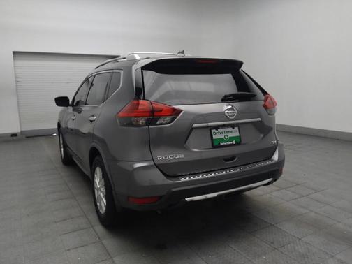 Gun Metallic 2017 Nissan Rogue SV