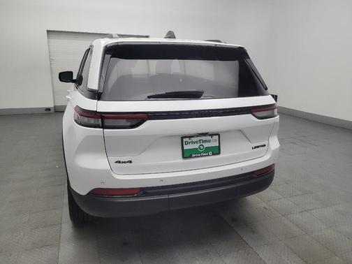Bright White Clearcoat 2023 Jeep Grand Cherokee Limited