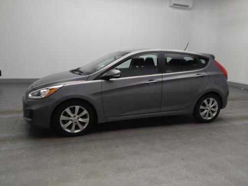 2014 Hyundai Accent SE