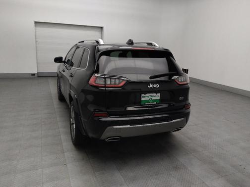 2019 Jeep Cherokee Overland