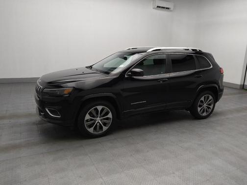 2019 Jeep Cherokee Overland