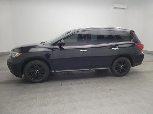 Magnetic Black Pearl 2020 Nissan Pathfinder SL 2WD