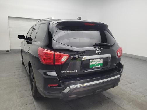 Magnetic Black Pearl 2020 Nissan Pathfinder SL 2WD