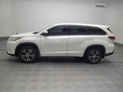 2018 Toyota Highlander LE I4