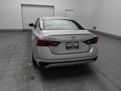 Brilliant Silver Metallic 2025 Nissan Altima 2.5 SV