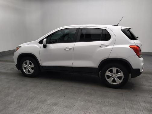 Summit White 2020 Chevrolet Trax LS