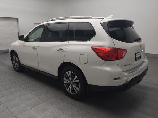 2019 Nissan Pathfinder SV