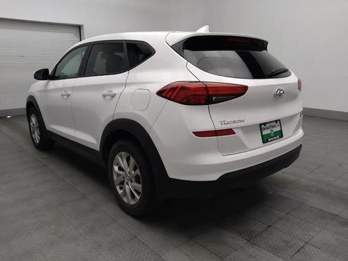 2021 Hyundai TUCSON SE
