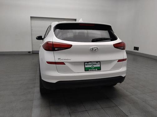 2021 Hyundai TUCSON SE
