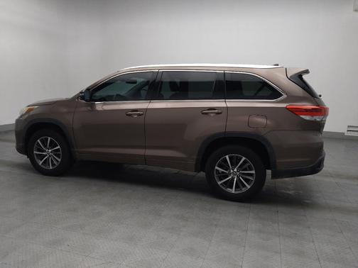 Toasted Walnut Pearl 2018 Toyota Highlander XLE