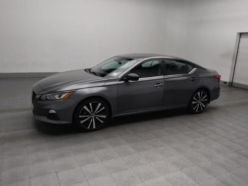 2020 Nissan Altima SR FWD