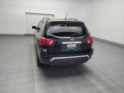 2018 Nissan Pathfinder SL