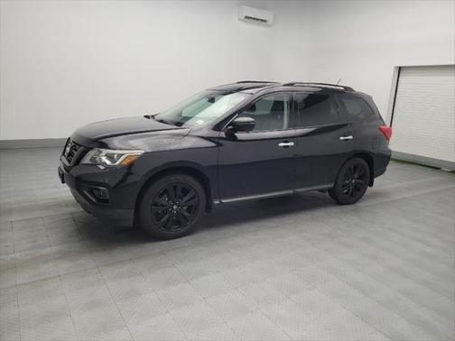 2018 Nissan Pathfinder SL