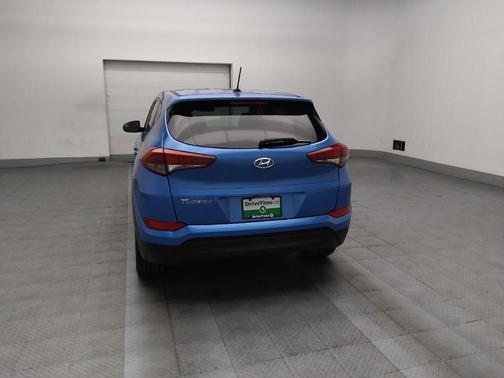 2016 Hyundai TUCSON SE