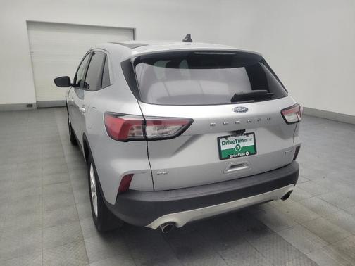 Ingot Silver Metallic 2020 Ford Escape SE