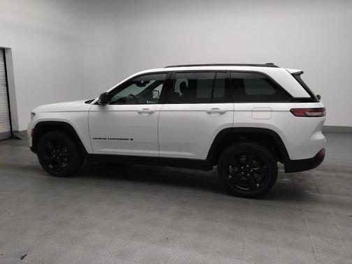 2022 Jeep Grand Cherokee Altitude