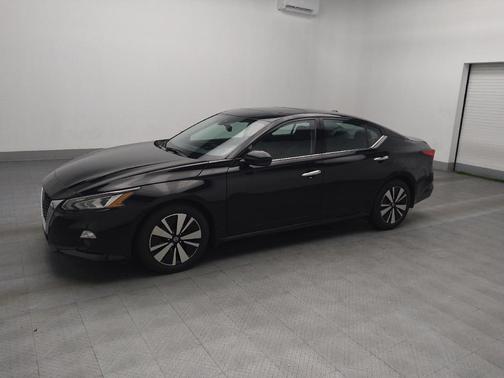 2022 Nissan Altima 2.5 SL