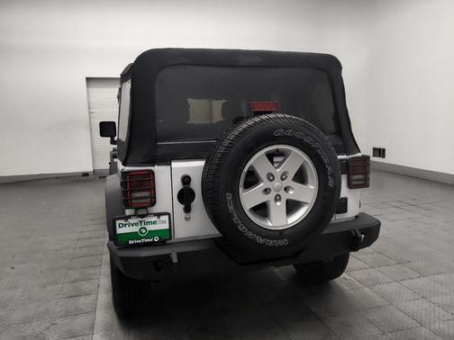 Bright White Clearcoat 2016 Jeep Wrangler Unlimited Sport