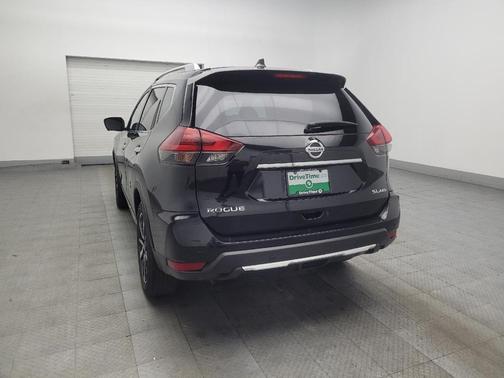 Magnetic Black Pearl 2019 Nissan Rogue SL